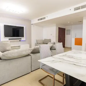 Hostel Travel Hub Premium, Dubai