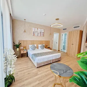hotel-downtown-avlabari.alltbilisihotels.com/