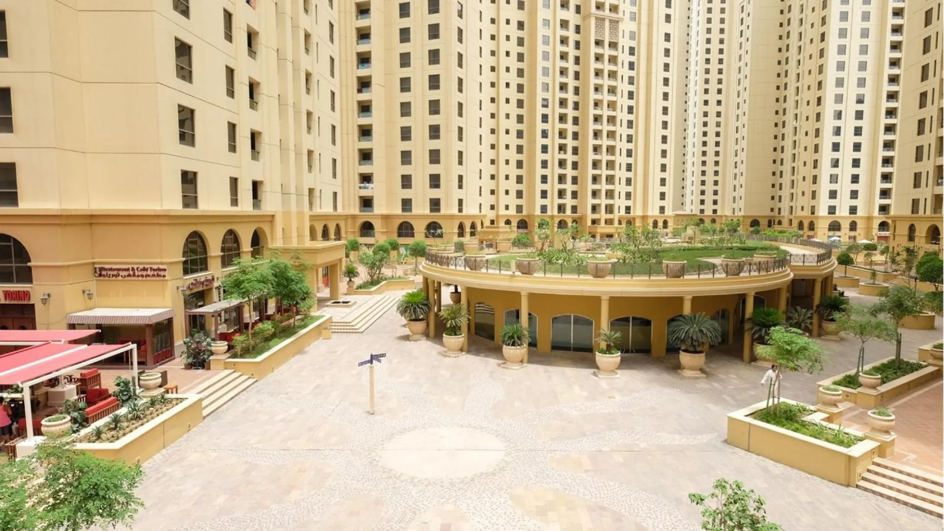 Homestar, Jumeirah Beach Hostel - Jbr - Pool, Beach, Metro Dubaï