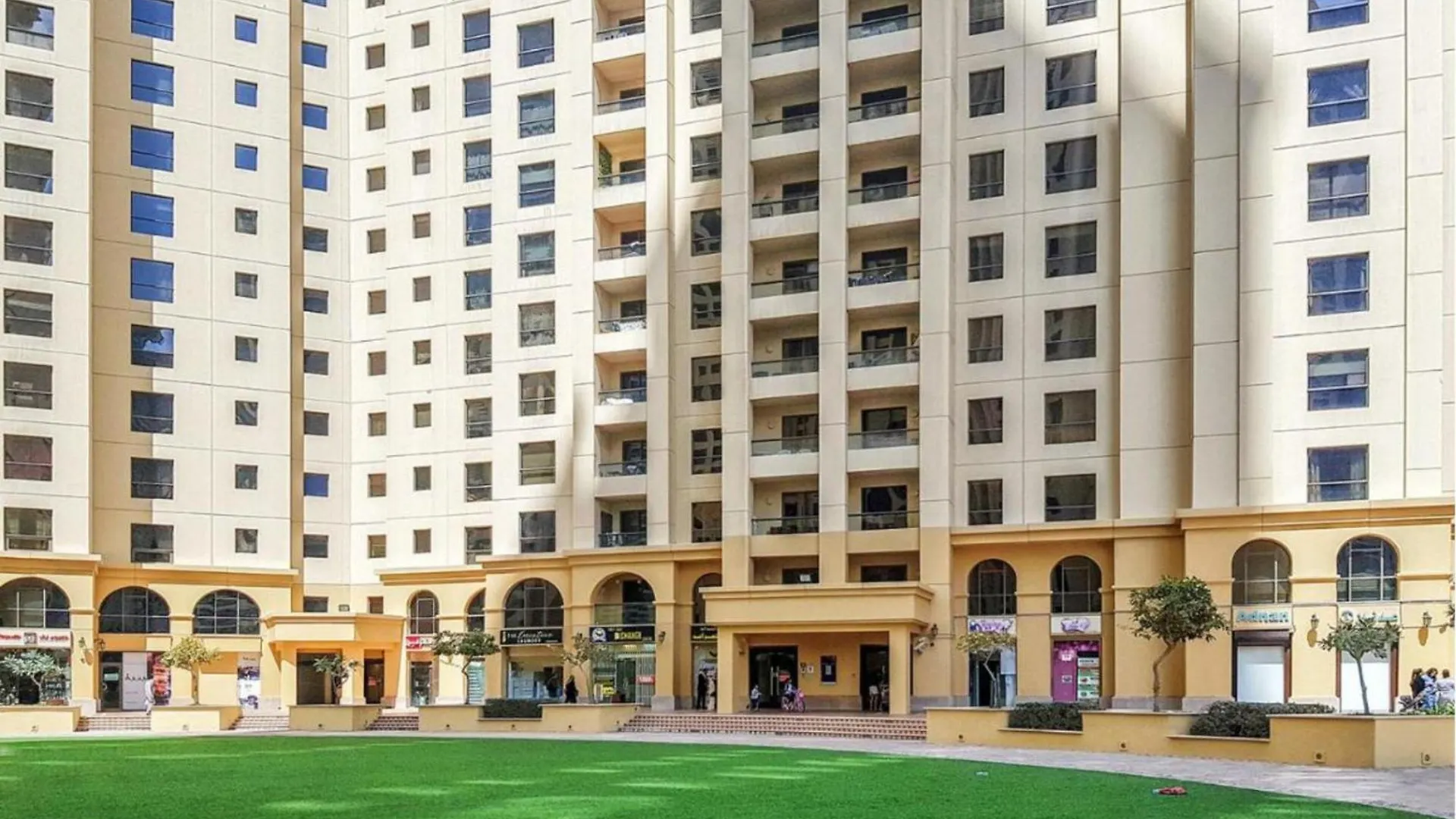 Homestar, Jumeirah Beach Hostel - Jbr - Pool, Beach, Metro Dubái