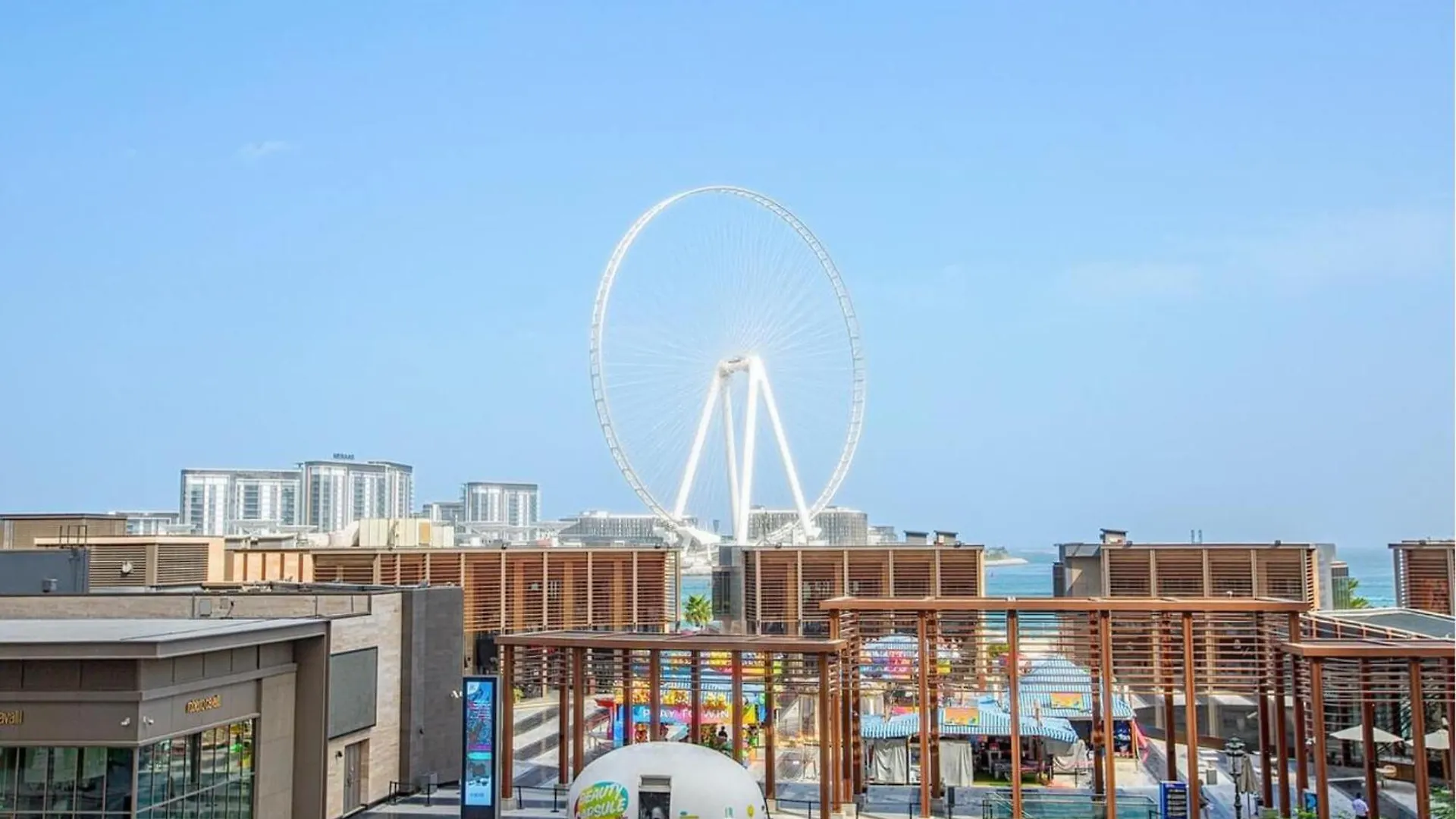 Homestar, Jumeirah Beach Hostel - Jbr - Pool, Beach, Metro Dubái Emiratos Árabes Unidos